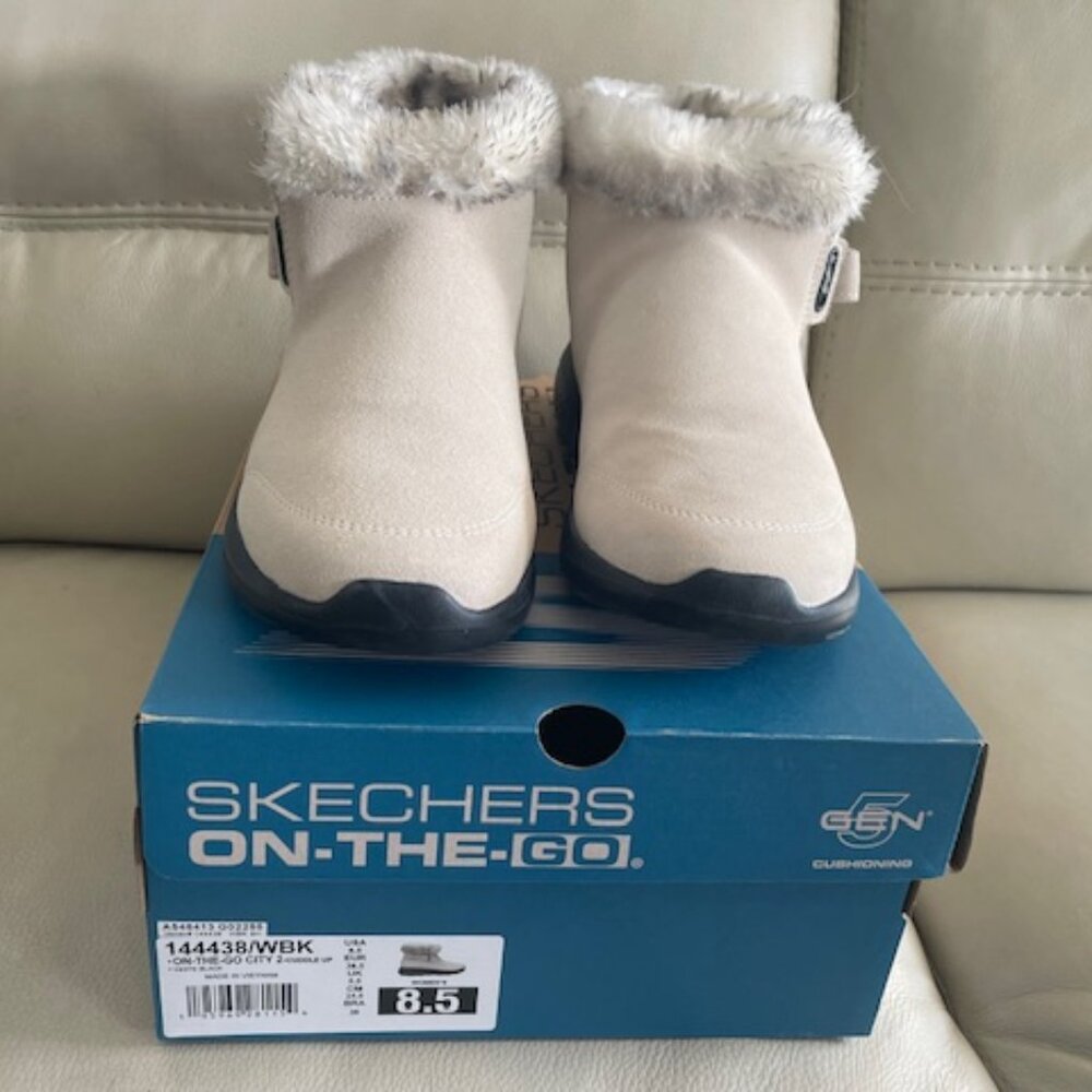 Skechers on the Go for comfort and Warmth Booties